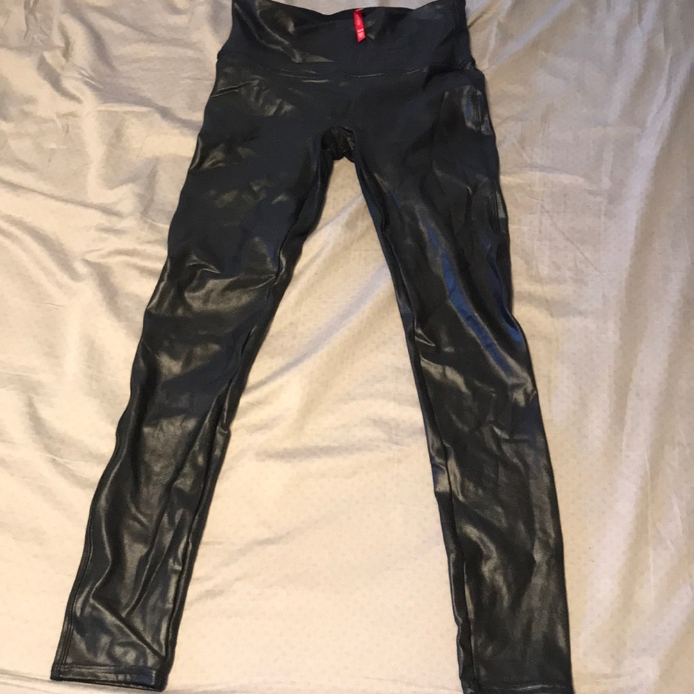 Spanx Faux Leather Leggings - Size Medium